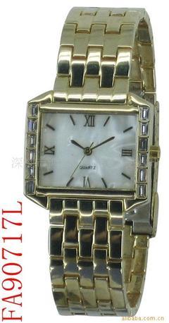 深圳市鴻源達表業(yè) 專業(yè)設計生產(chǎn)銷售石英手表